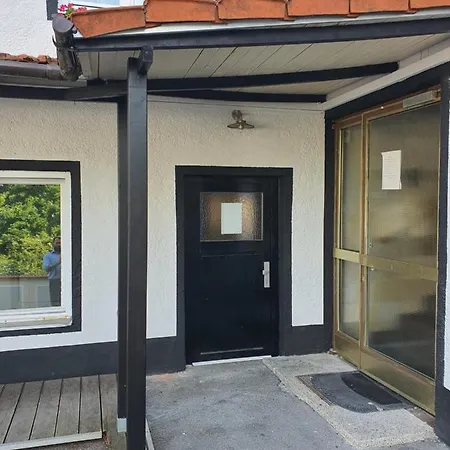 Albergue Baarii - *